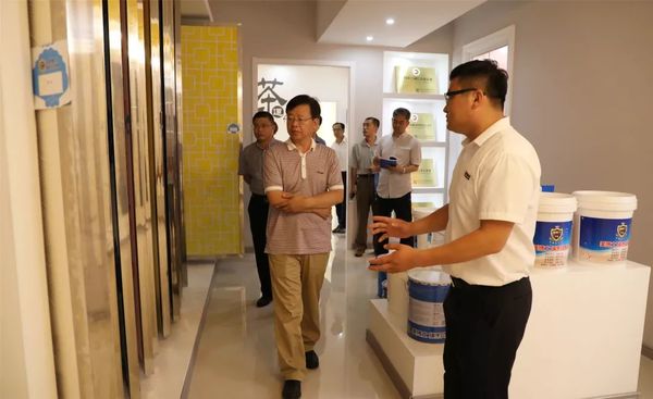 海港區政府領(lǐng)導蒞臨乾港