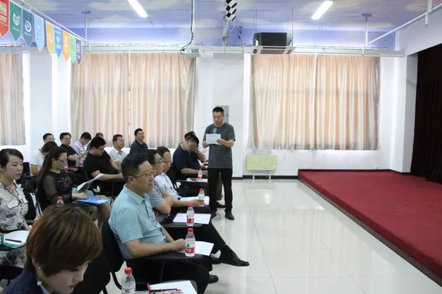 秦皇島市互聯(lián)網(wǎng)行業(yè)協(xié)會(huì )籌備會(huì )