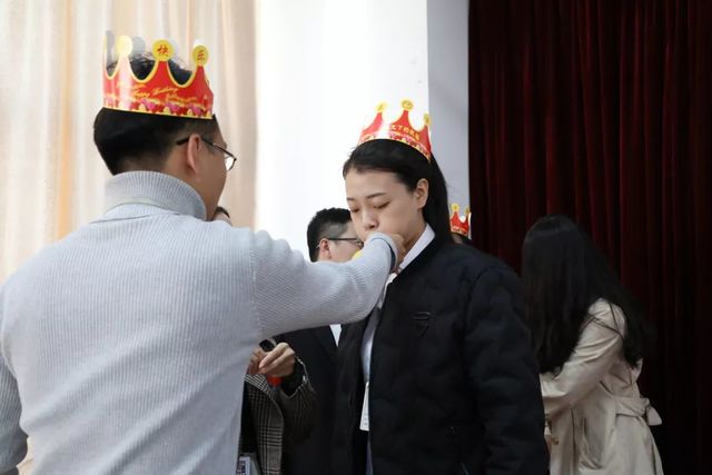 乾港生日會(huì )