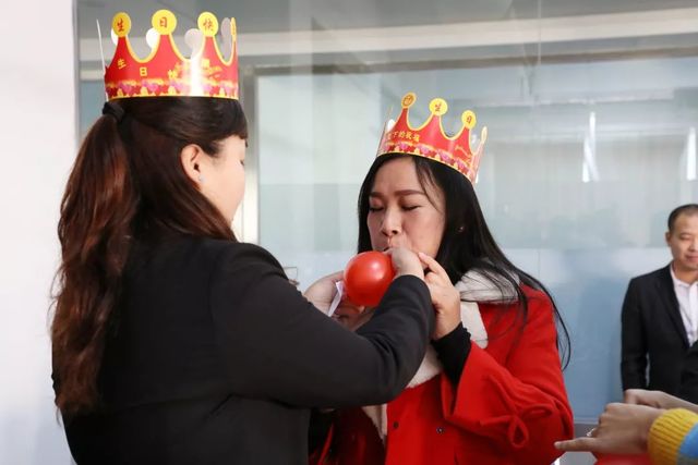 乾港生日會(huì )