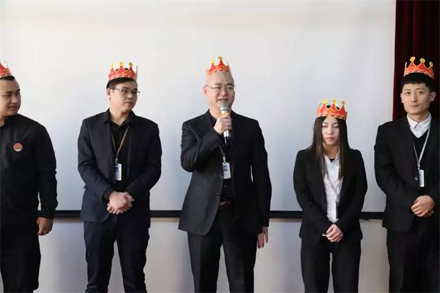 乾港生日會(huì )