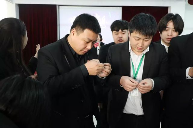 乾港生日會(huì ) 乾港生日會(huì )